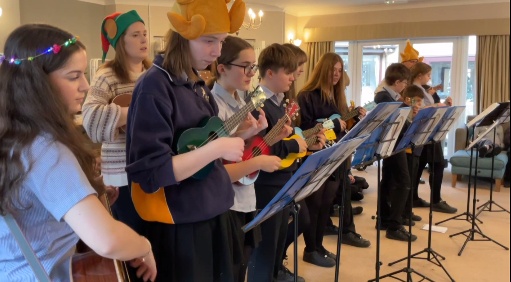 expressive arts care home carols