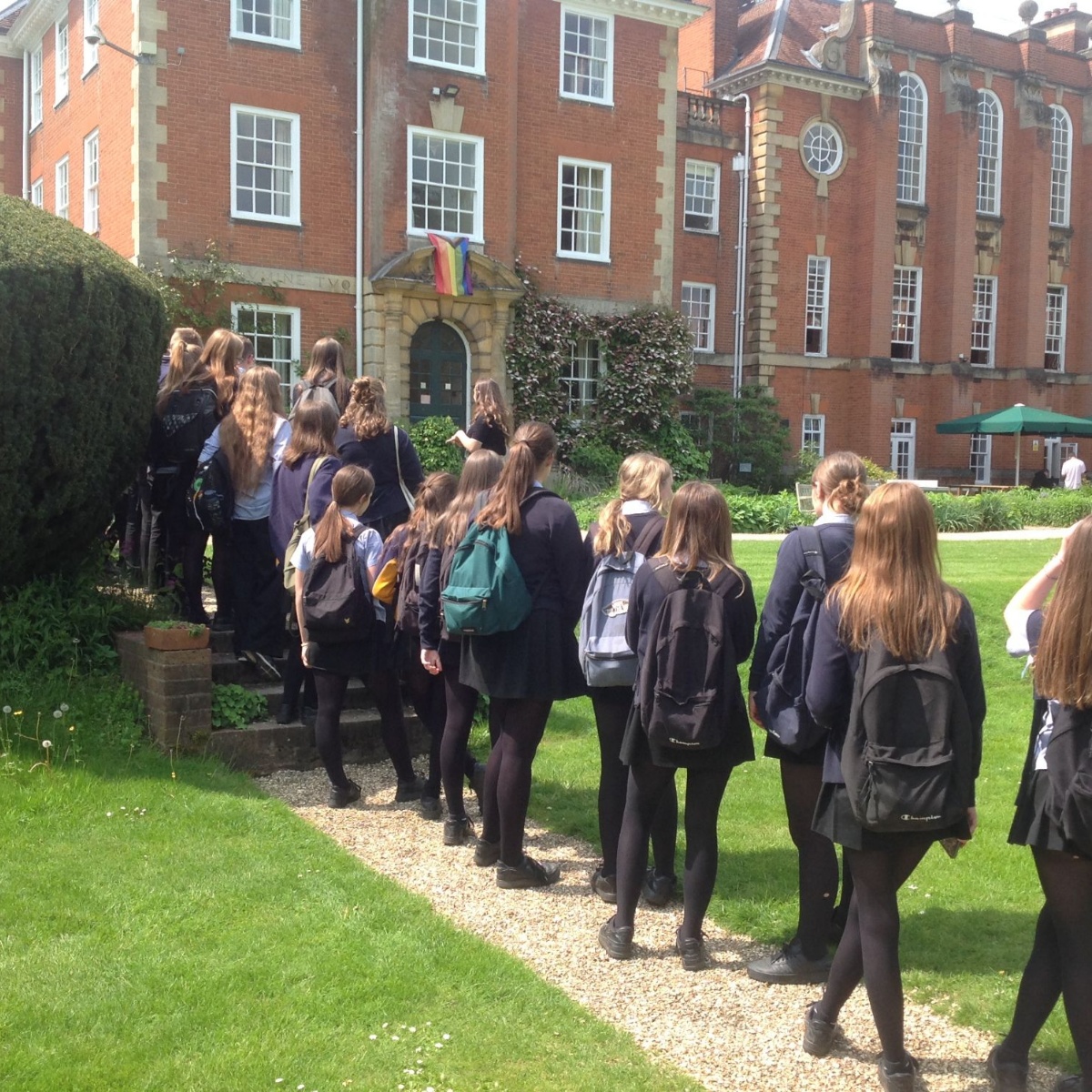 cirencester-deer-park-school-year-10-oxford-uni